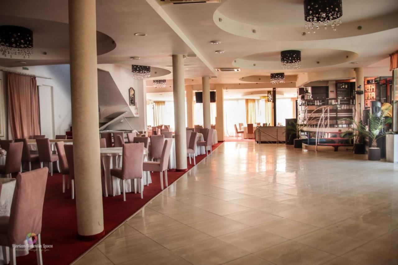 Caprice Deluxe Accomodation دروبيتا تورنو سيفيرين المظهر الخارجي الصورة