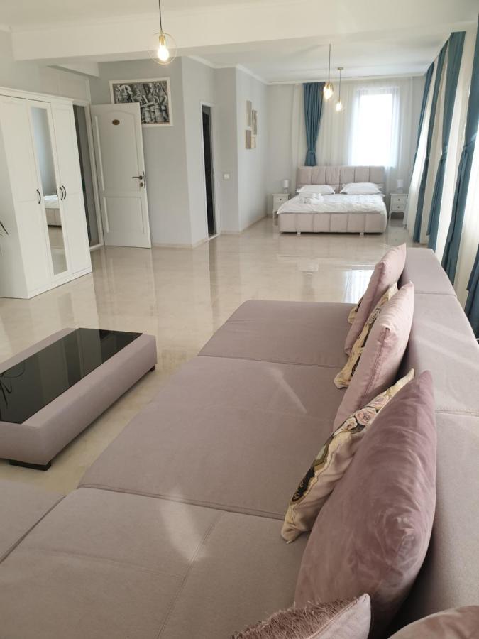 Caprice Deluxe Accomodation دروبيتا تورنو سيفيرين المظهر الخارجي الصورة