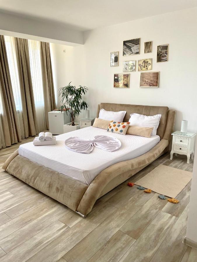 Caprice Deluxe Accomodation دروبيتا تورنو سيفيرين المظهر الخارجي الصورة
