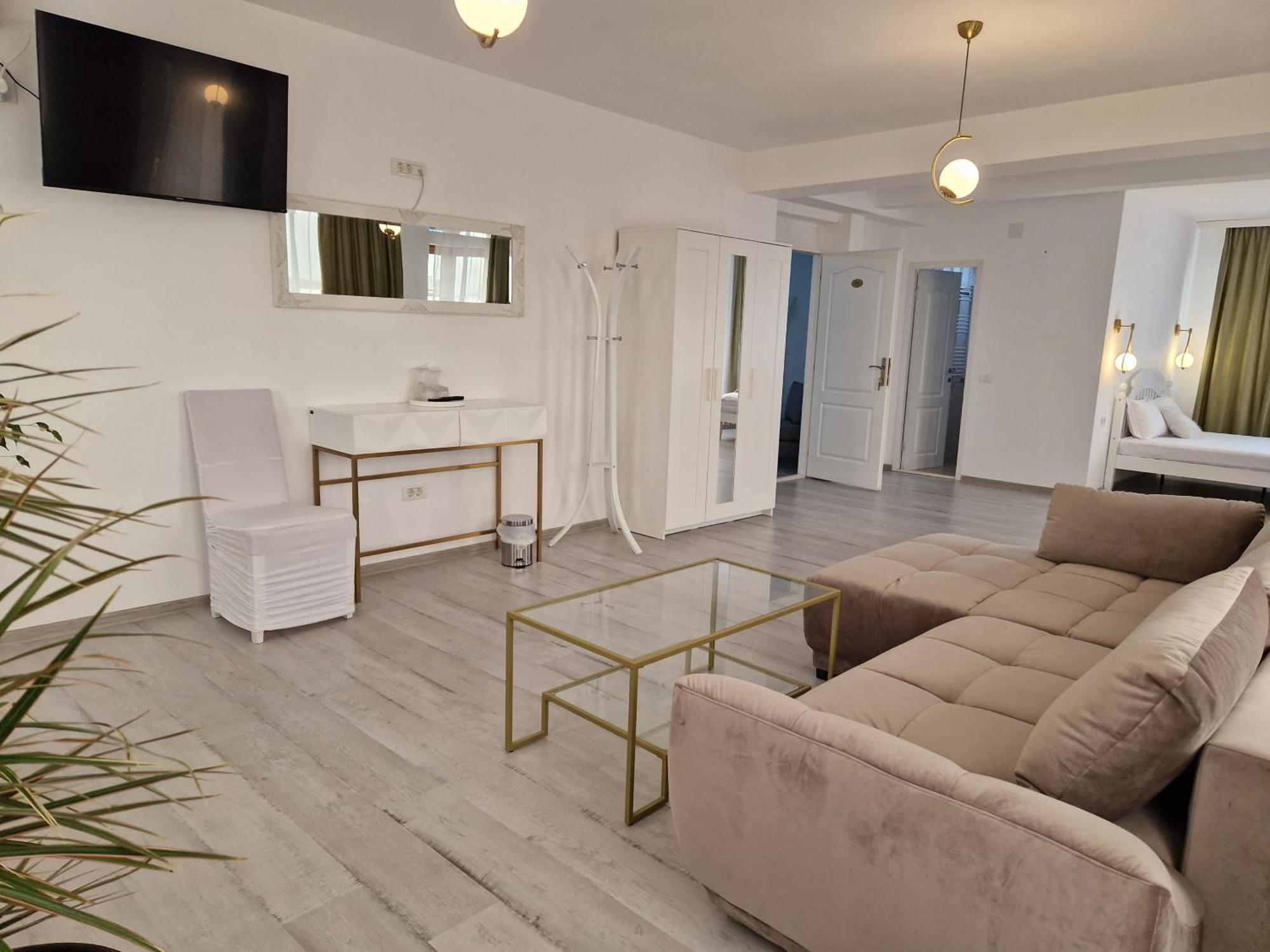 Caprice Deluxe Accomodation دروبيتا تورنو سيفيرين المظهر الخارجي الصورة